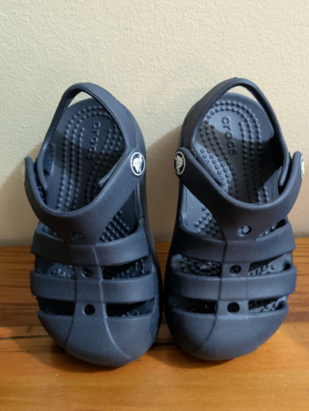 Crocs Classic Fisherman Unisex Kids Sandal Size C 7 Navy Blue